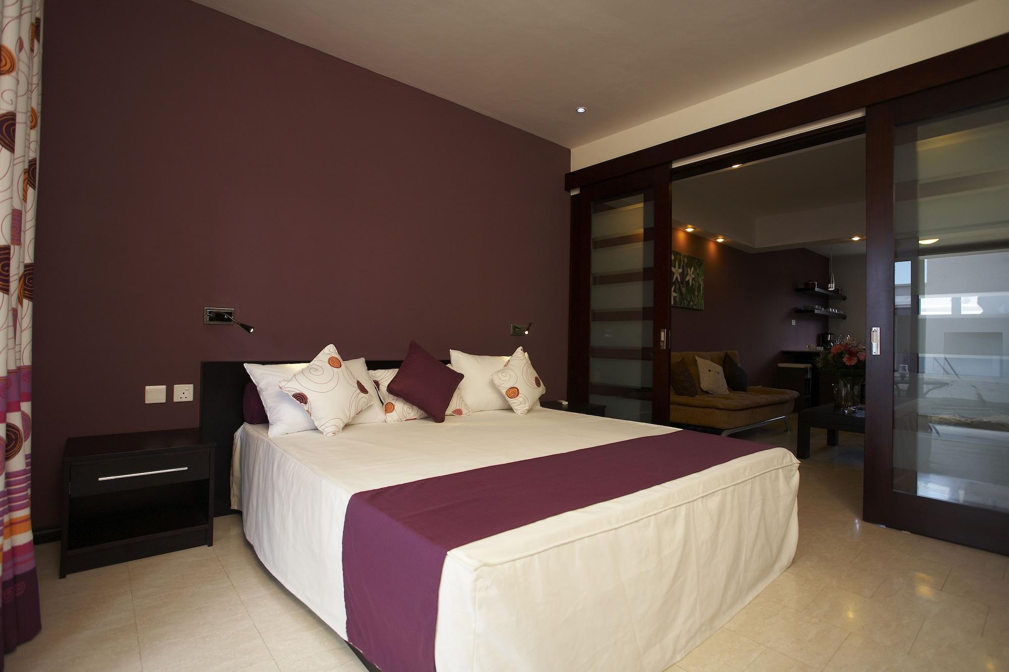 Grand Bay Suites Ngoại thất bức ảnh