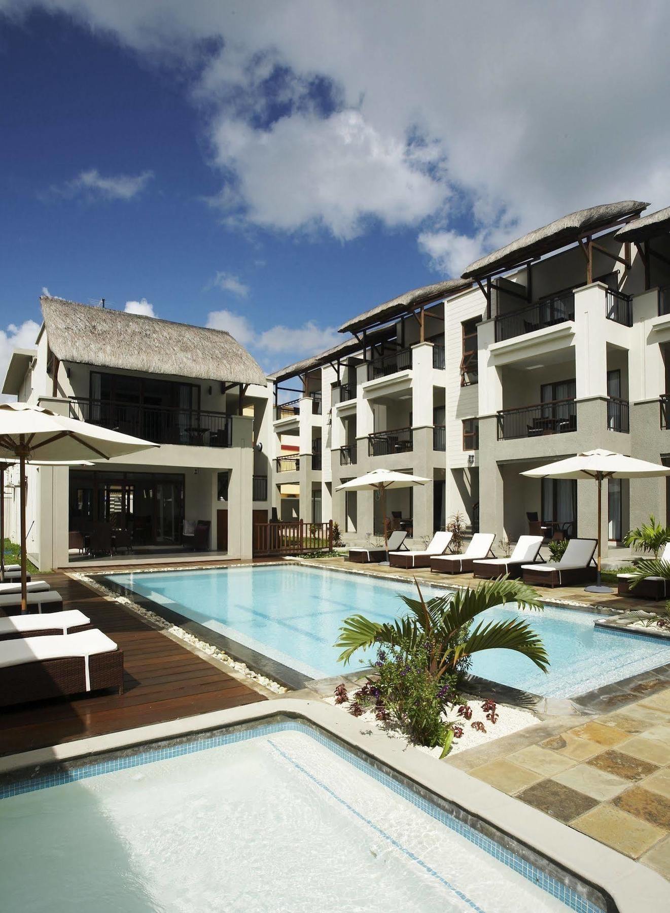 Grand Bay Suites Ngoại thất bức ảnh